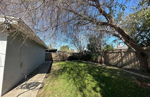 3094 Yellowstone Drive Gallery 4