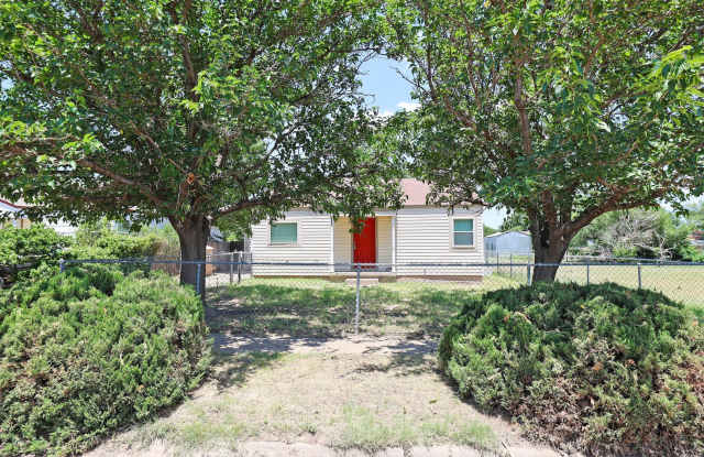 Cute home in Gables for rent~ 2 bed/1 bath photos photos