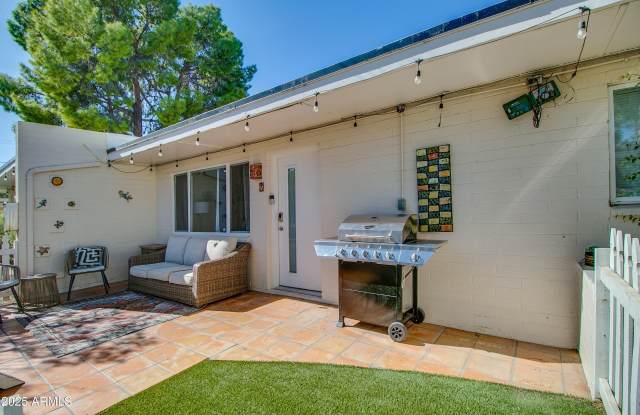 3511 E Montecito Avenue Gallery 2