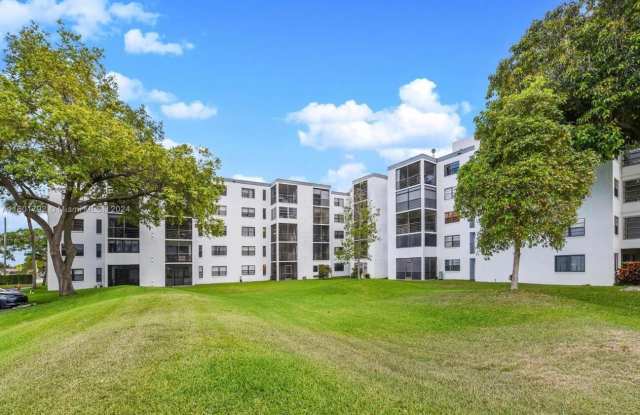 9235 Southwest 8th Street photos photos 9235 Southwest 8th Street photos photos