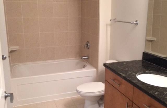 Beautiful 1 bedroom / 1 bath condo with balcony photos photos
