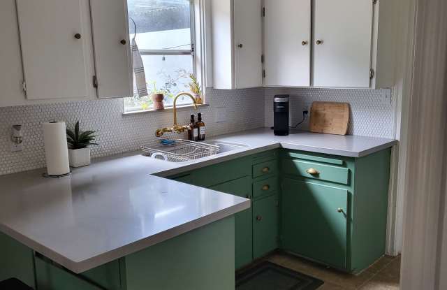 1307 W Noble Ave - 1307 West Noble Avenue, Visalia, CA 93277 1307 W Noble Ave - 1307 West Noble Avenue, Visalia, CA 93277