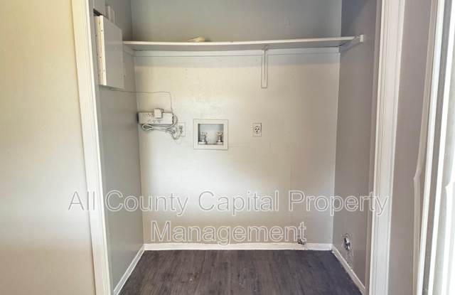1102 Hickory Grove Dr, #A, Gallery 4