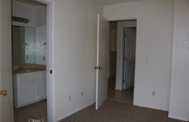 15862 Green Hill Drive Gallery 4