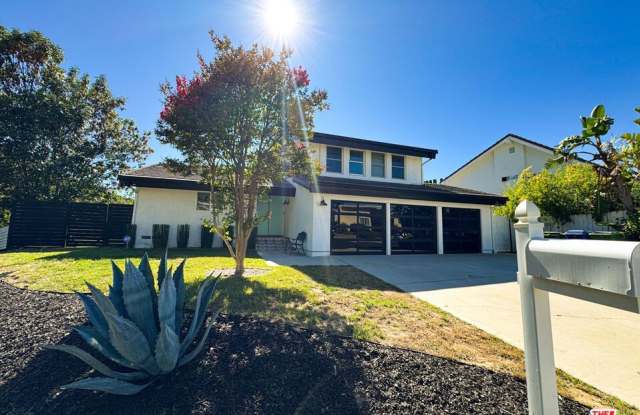 4327 Cezanne Ave photos photos