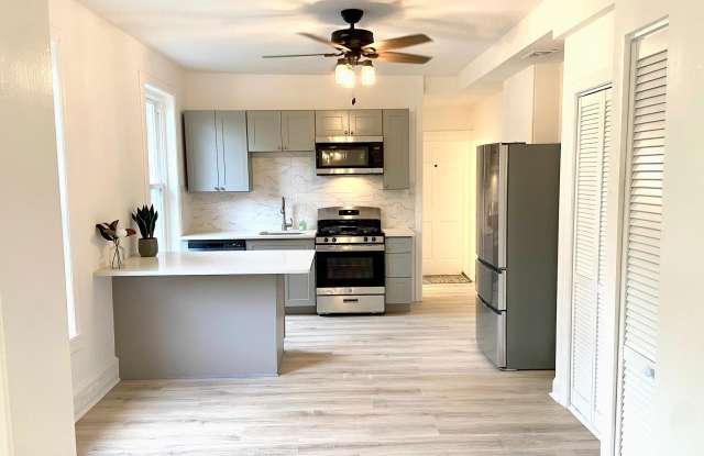 305 S MAIN Street photos photos