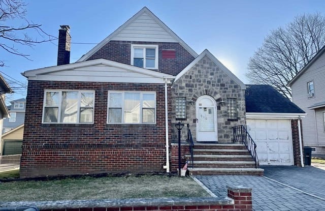 500 Columbia Avenue - 500 Columbia Avenue, Ridgefield, NJ 07657