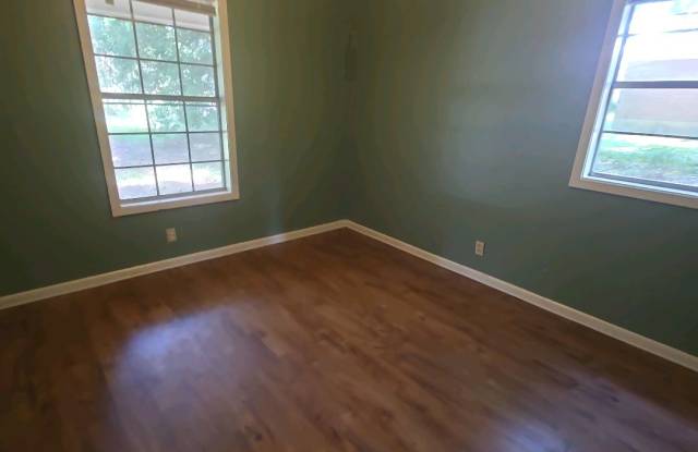 224 Ragan Gallery 3