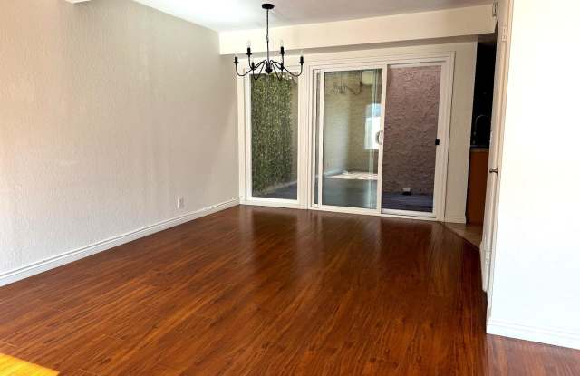 Beautiful 3 Bedroom 2.5 Bath photos photos
