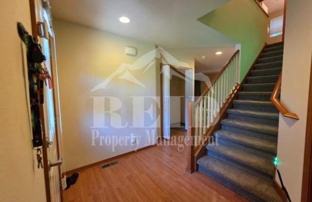 Beautiful 4 Bedroom, 2 bath, Port Orchard Home Gallery 4