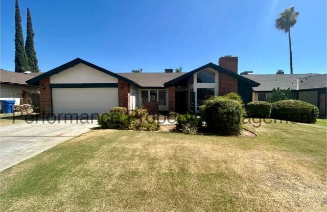 Stunning 3 Bed/2 Bath Split Wing Home w/ RBP  Security Deposit Alternative Option photos photos