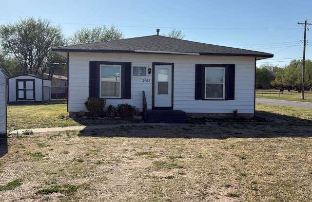 2928 N Washington rental photos photos