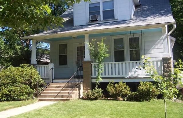 525 25th St S - 525 25th Street South, Arlington, VA 22202