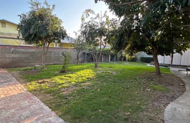 Spacious 3-bedroom Single House for Rent in Rosemead in Quiet Neighborhood Gallery 1