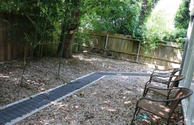 1901 Rockmoor Avenue, Unit A Gallery 4