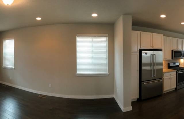2392 S Scranton St # 89 Gallery 4