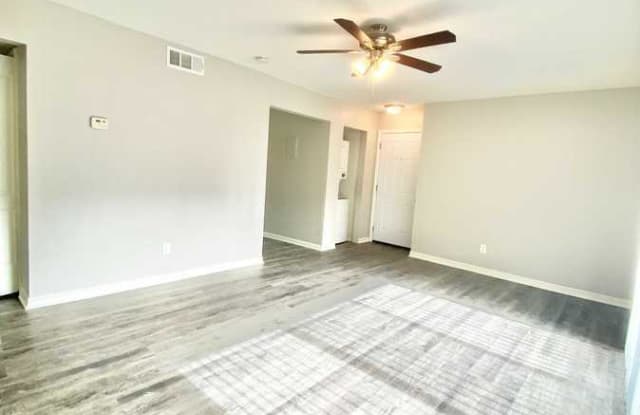 4408 Pennsylvania Avenue - 4408 Washington Street, Kansas City, MO 64111