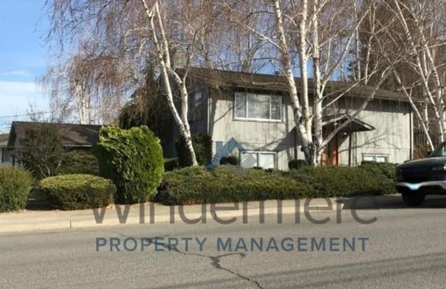 2201 S 3rd Ave - 2201 South 3rd Avenue, Walla Walla, WA 99362