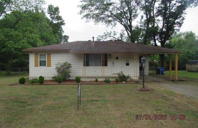 2125 Hairston Street - 2125 Hairston Ave, Conway, AR 72034