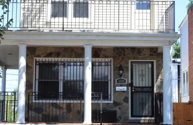 1400 S STREET SE Gallery 2