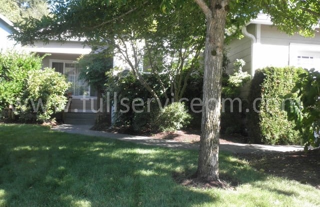 6004 Olive Ave SE - 6004 Olive Avenue Southeast, Auburn, WA 98092