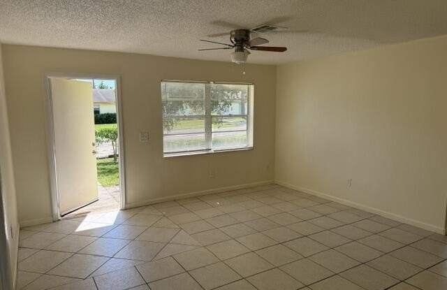 4839 Gulfstream Road Gallery 4