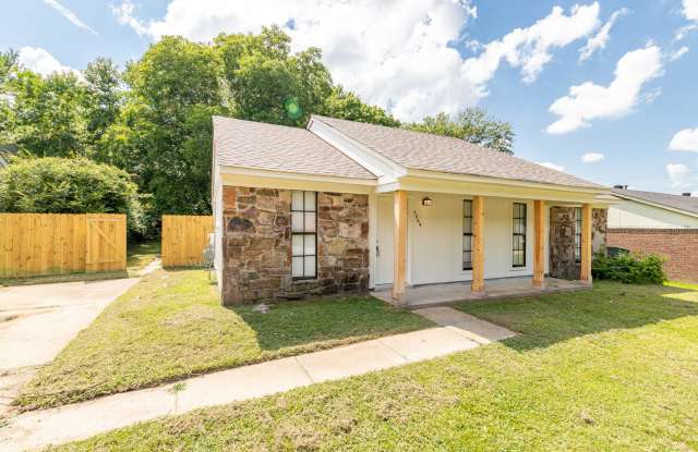 3869 Winwood Dr Gallery 2
