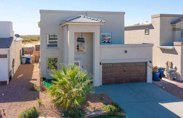 Beautiful East side House with 3 beds-2.5 baths and Solar Panels plus beautiful Back yard photos photos