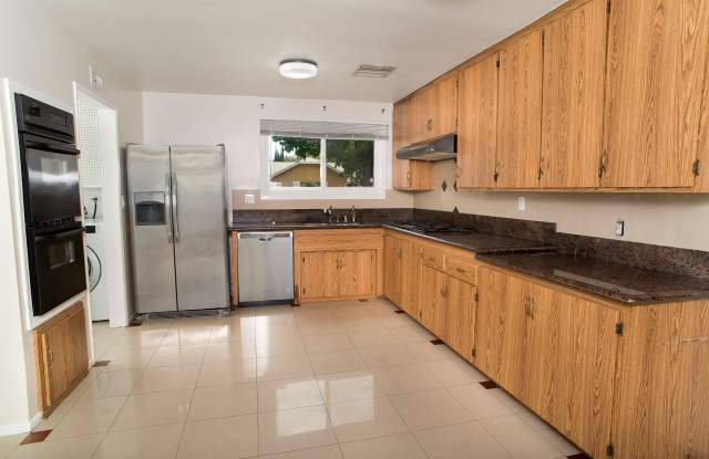 23601 Welby Way Gallery 2