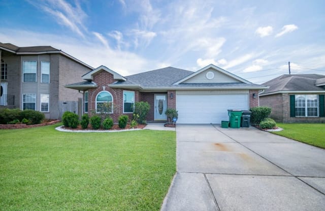 2316 S Parc Green St - 2316 E Parc Green St, Jefferson County, LA 70058