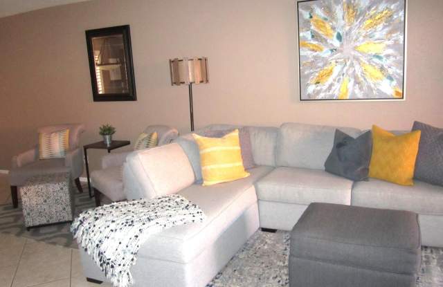 4303 E CACTUS Road Gallery 4