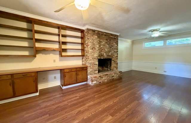 915 Greenville Boulevard SE Gallery 2