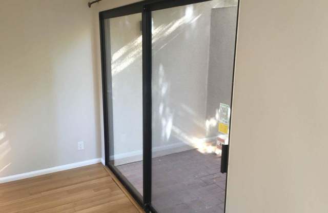 1732 Oliver Avenue, #2 Gallery 4