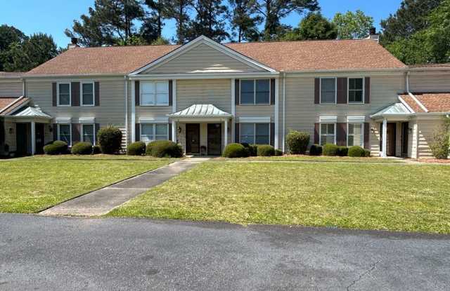 Newly Remodeled 3 Bedroom in Deer Manor! photos photos