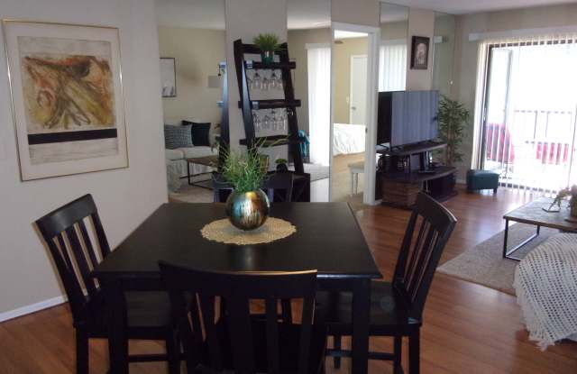 278 Cypress Ln Gallery 4
