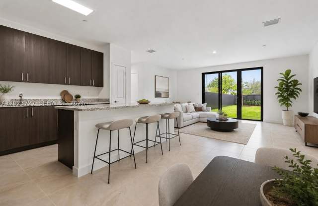 22348 SW 115 Ct Gallery 3