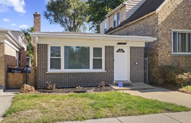 7709 S Champlain Avenue - 7709 South Champlain Avenue, Chicago, IL 60619