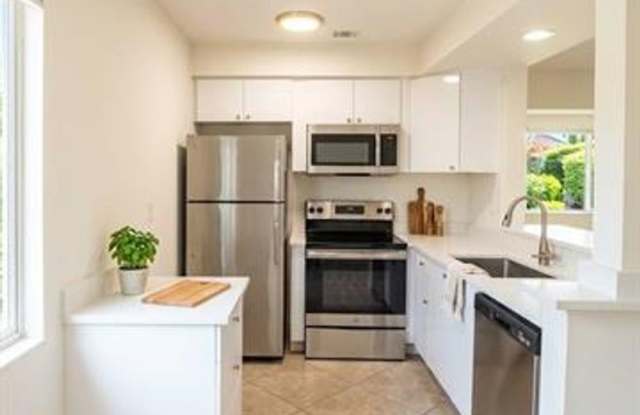 2713 NE 33rd Ave cu-2, Fort Lauderdale, FL 33308 Gallery 1