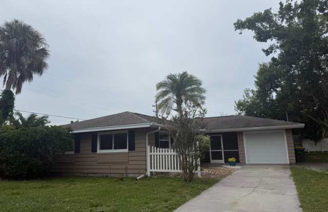 3 Bedroom 2 Bath Single Family Home w/Garage & Bonus Room photos photos 3 Bedroom 2 Bath Single Family Home w/Garage & Bonus Room photos photos