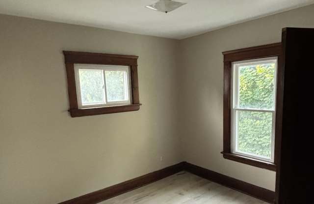 15406 Holmes Avenue photos photos 15406 Holmes Avenue photos photos