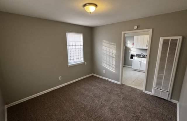 832 Whitford Pl Gallery 3