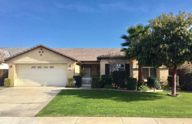 106 Emerald Isle Way - NW - Beautiful Lennar Home! Split wing floorplan with 4 bedrooms! photos photos