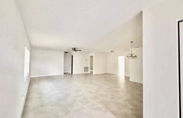 3252 Golfview Rd Gallery 3
