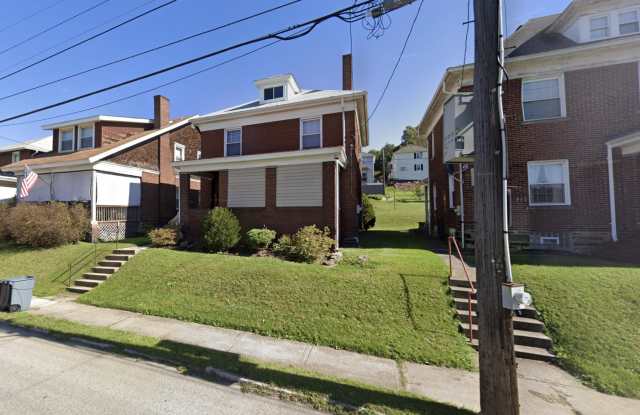 909 Highland Avenue - 2 - 909 Highland Avenue, Greensburg, PA 15601