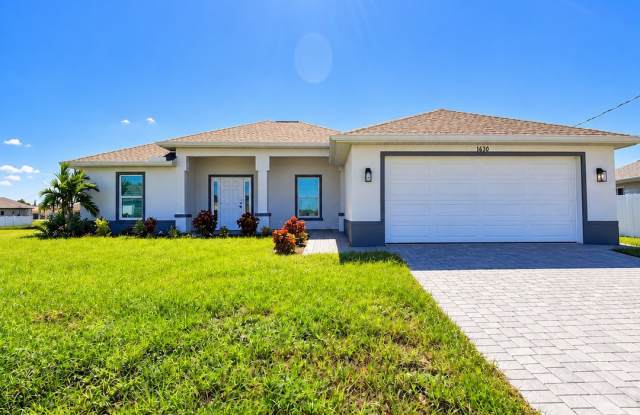 Brand-New Luxury 4-Bedroom Home – Private Mother-in-Law Suite & Modern Upgrades! Gallery 1