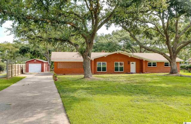 305 RAYMOND DRIVE - 305 Raymond Drive, Ouachita County, LA 71203