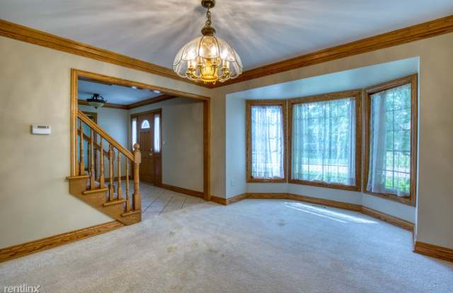 752 Englewood Dr Gallery 2