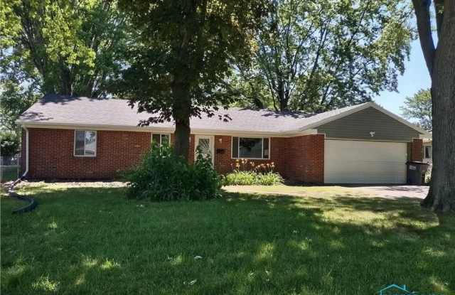 118 Torrington Drive photos photos