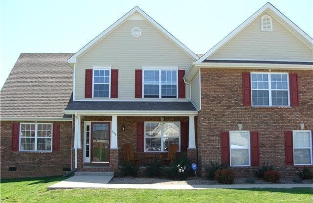 958 Glenhurst Way - 958 Glenhurst Way, Clarksville, TN 37040