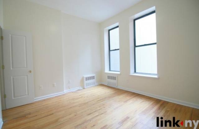 20 West 126th Street Gallery 3